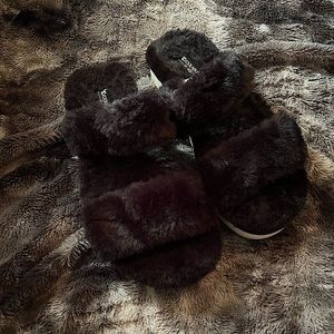 Size 7 women’s Koolaburra By UGG black fuzzy slippers / shoes